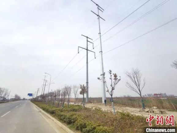 阜淮城际铁路首条220kV超高压电力线路顺利迁改完成